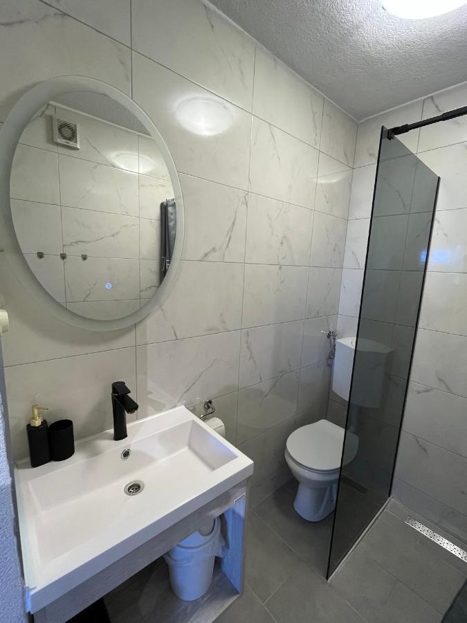 Guesthouse Hodak Seliste Dreznicko Ngoại thất bức ảnh