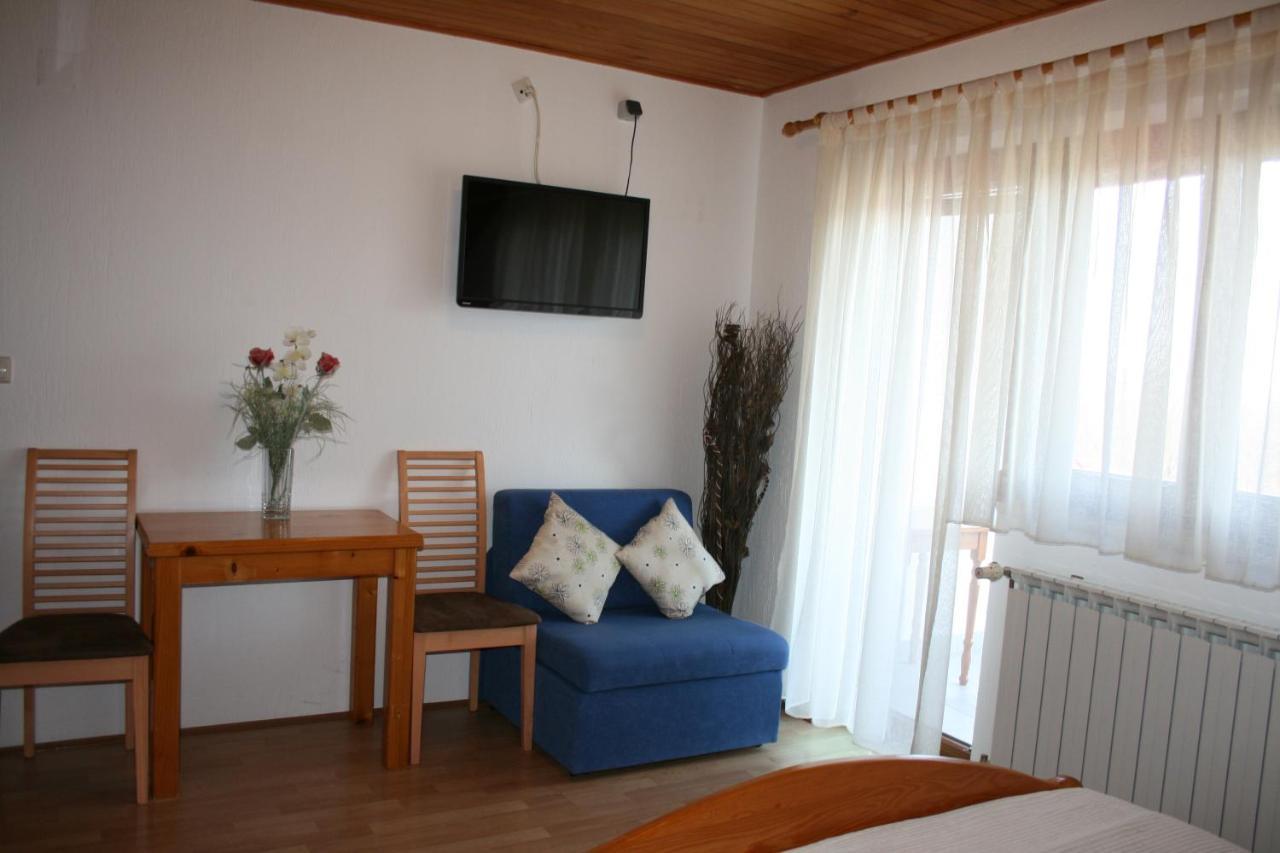 Guesthouse Hodak Seliste Dreznicko Ngoại thất bức ảnh
